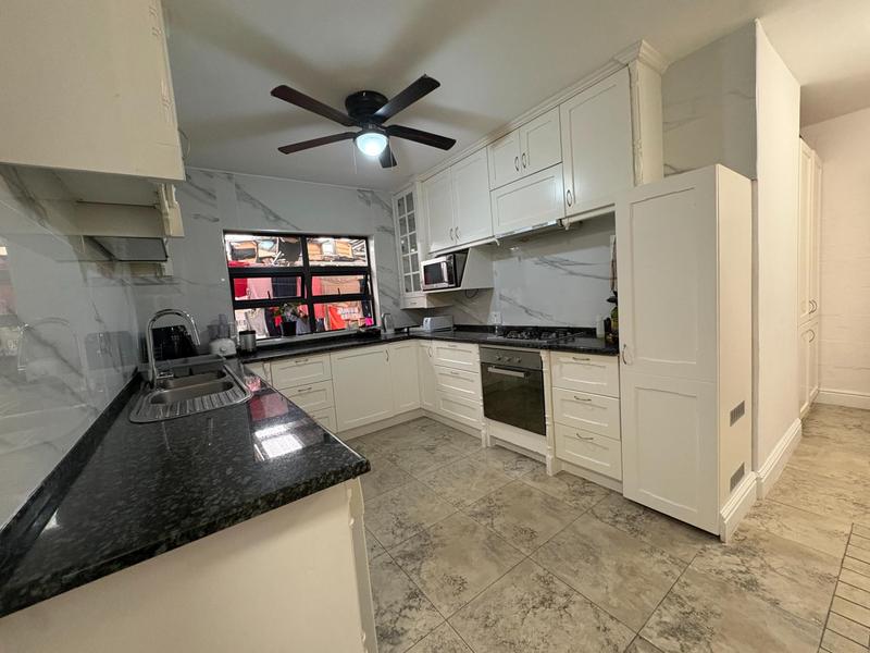 To Let 3 Bedroom Property for Rent in Wetton Western Cape
